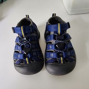 Keen toddler sandles